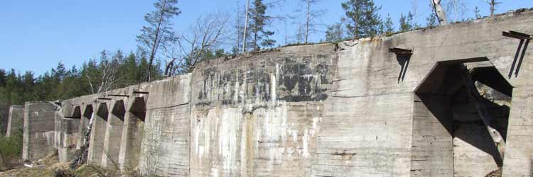 Форт Ино. Оголенная напольная стена башенной 12-дм батареи. фото С.Малахова